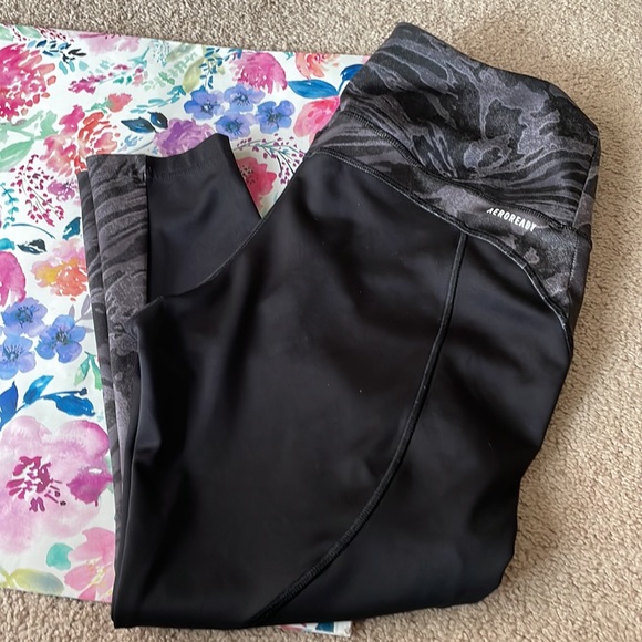 Adidas x Zoe Saldana print leggings - Picture 11 of 11